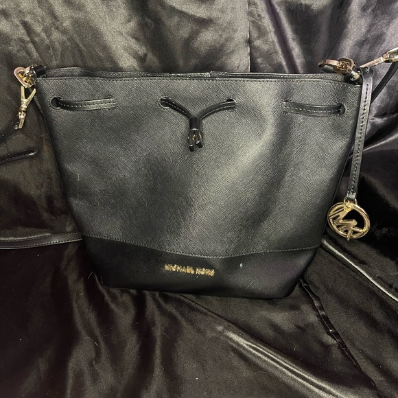 Michael Kors black bucket tote bag. Used. - Picture 7 of 8